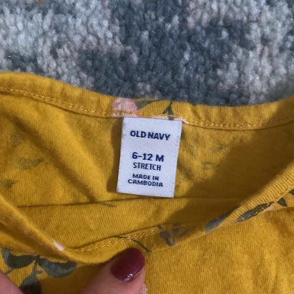 Two tunics! Old Navy 6-12 - Picture 2 of 3